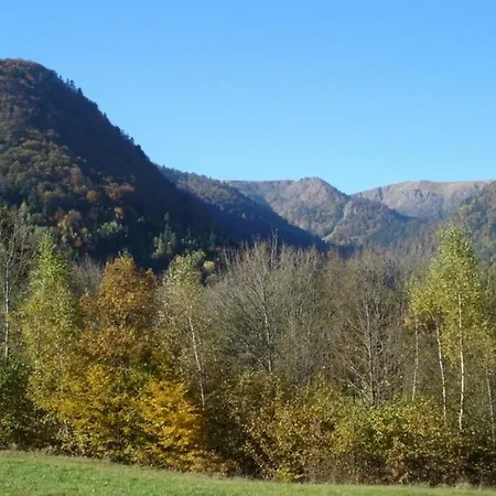 D'hotes Les Cigognes Bed & Breakfast